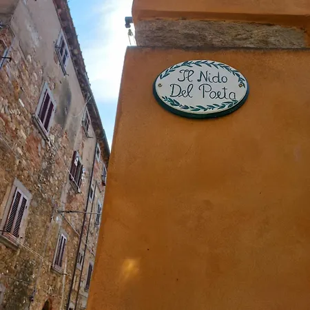 Nido Del Poeta Apartman Castagneto Carducci