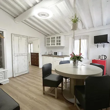 Apartman Nido Del Poeta